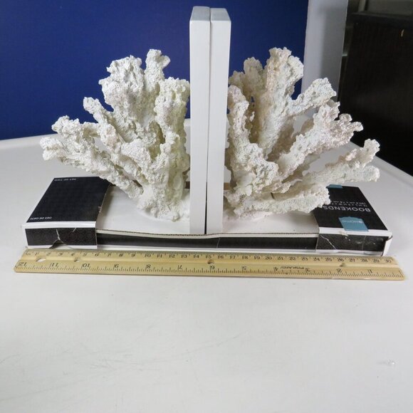 White Faux Coral Bookends from Target 2012 Nautical, lots of texture - Picture 3 of 12